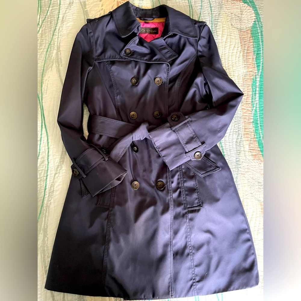 Women Navy Double Breast Belted Trench Coat W/ Zip Out Pink Quilted Lining Med